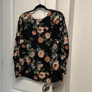 Long flutter sleeve blouse